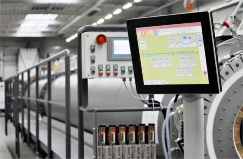 智能工廠中嵌入式工業(yè)平板電腦的應(yīng)用與計算機軟件開發(fā)